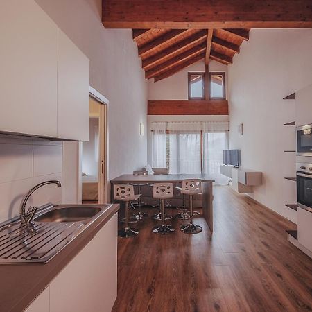 Residenza Finestra Sul Parco Apartment Comano Terme Ngoại thất bức ảnh