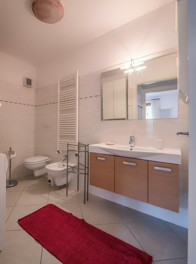 Residenza Finestra Sul Parco Apartment Comano Terme Ngoại thất bức ảnh