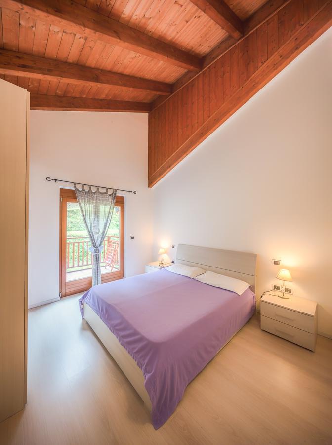 Residenza Finestra Sul Parco Apartment Comano Terme Ngoại thất bức ảnh